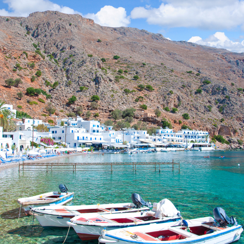 Loutro Kreta Griekenland Waar Bergen, Zee en Gastvrijheid Samenkomen_