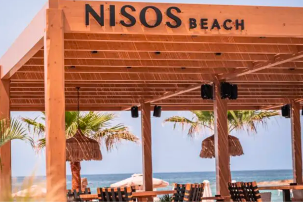 Nisos beach bar, Ibiza sfeer