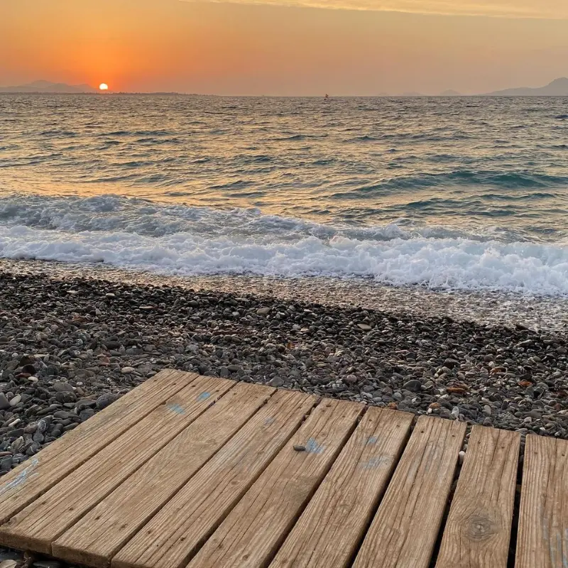 Psalidi Beach, zee en zonsondergang